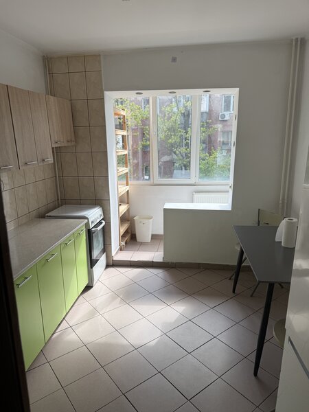 Berceni de inchiriat 2 camere 60 mp mobilat utilat - Metrou Piata Sudului